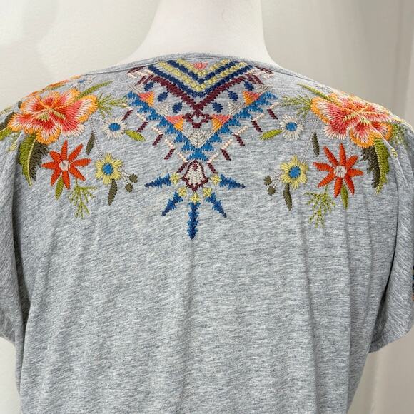 Johnny Was Sentrie Size S Tunic Top Relaxed Deep Scoop T-Shirt Embroidered Boho - Picture 5 of 16
